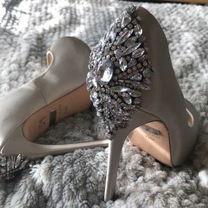 SALE Badgley Mischka Kierra peep toe platform pump